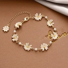Simple Flower Design Daisy Chain Bracelet